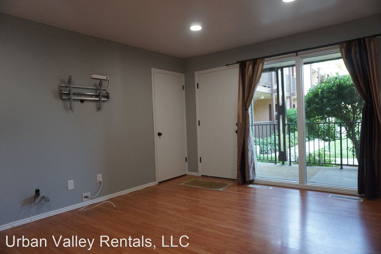 2070 E 3335 S #12 - Photo 3 of 22
