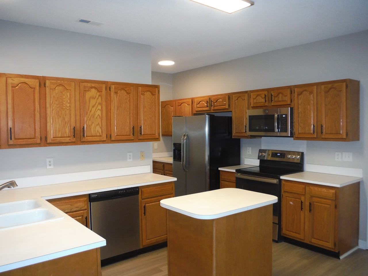 10329 Billingham Dr - Photo 6 of 29