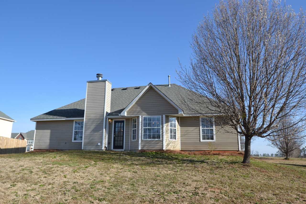 1692 Zachary's Way - Photo 2 of 15