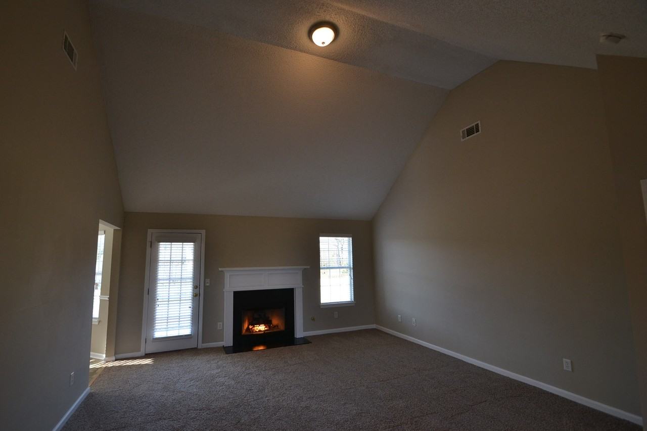 1692 Zachary's Way - Photo 3 of 15