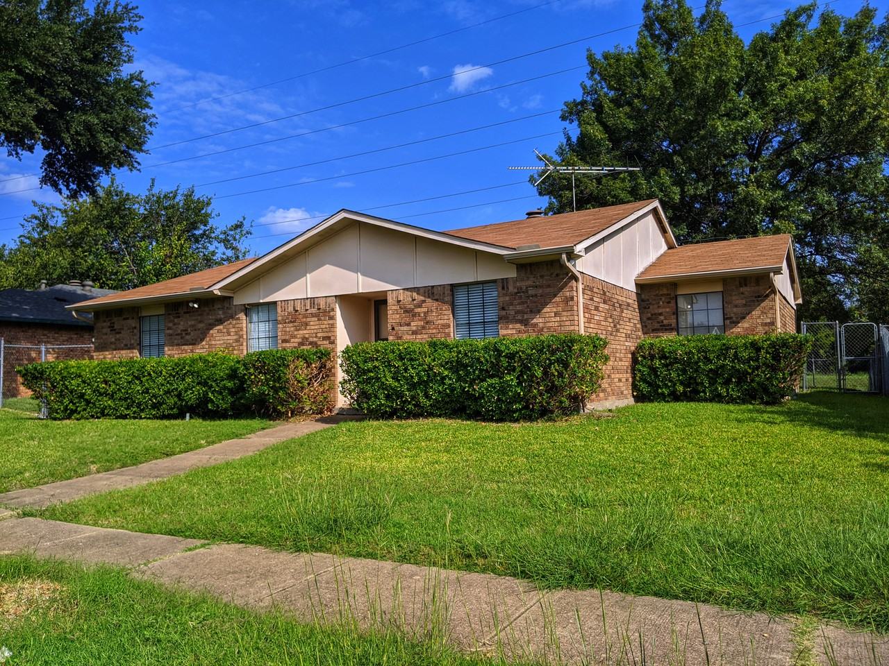 3125 Weather Vane Ln - Photo 2 of 14