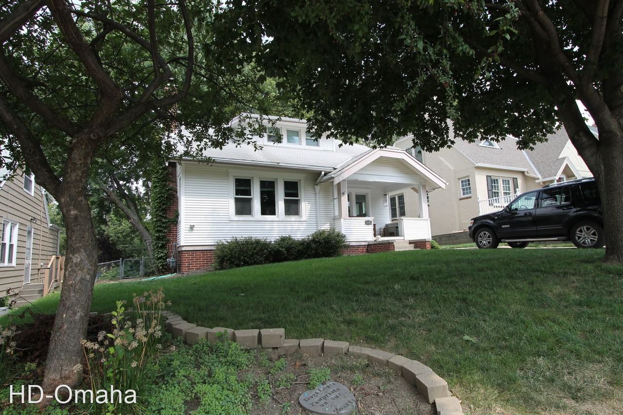 4540 Mason St - Photo 2 of 22