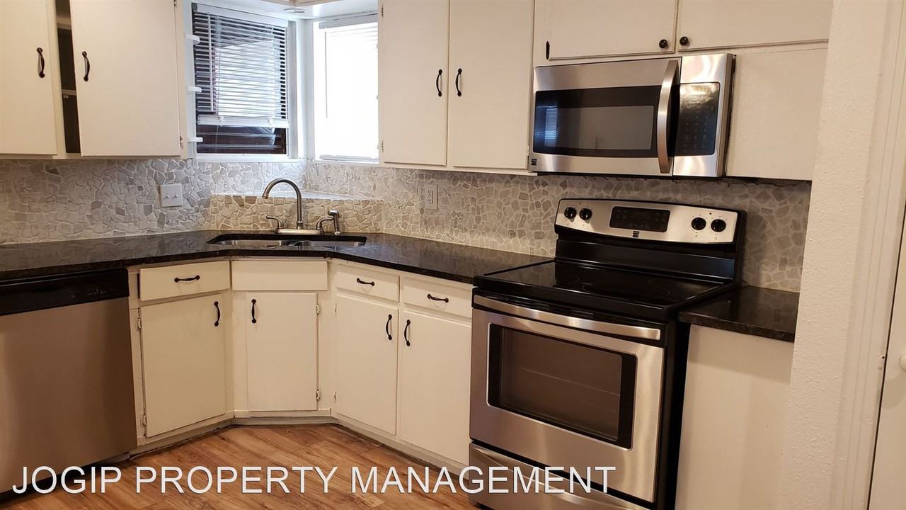 3312 Rugged Dr - Photo 3 of 27