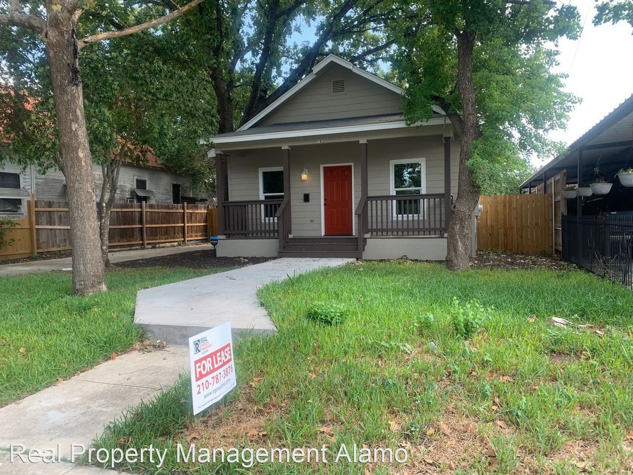 1922 Virginia Blvd - Photo 2 of 15