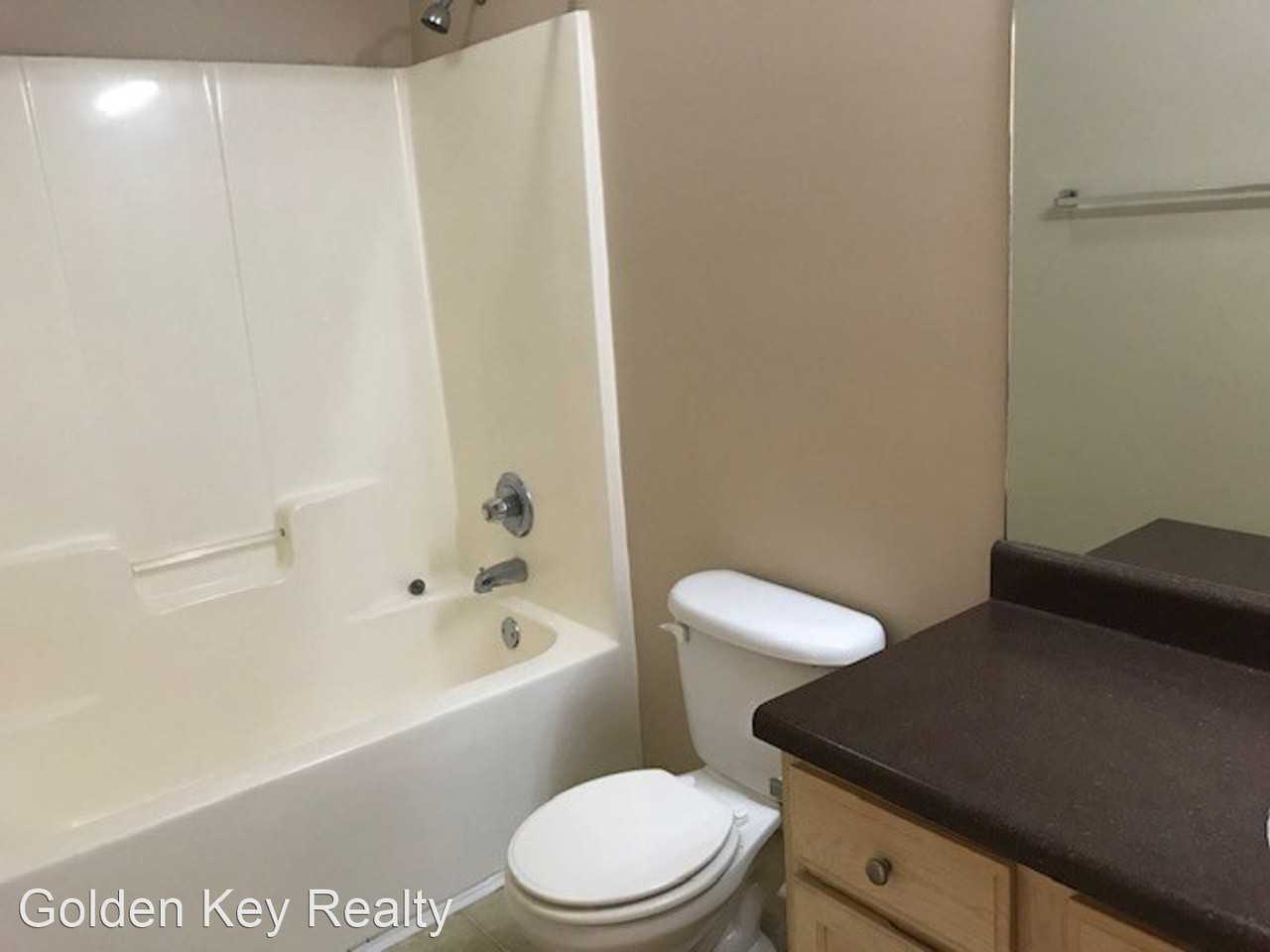 105 Charter Ct - Photo 2 of 15