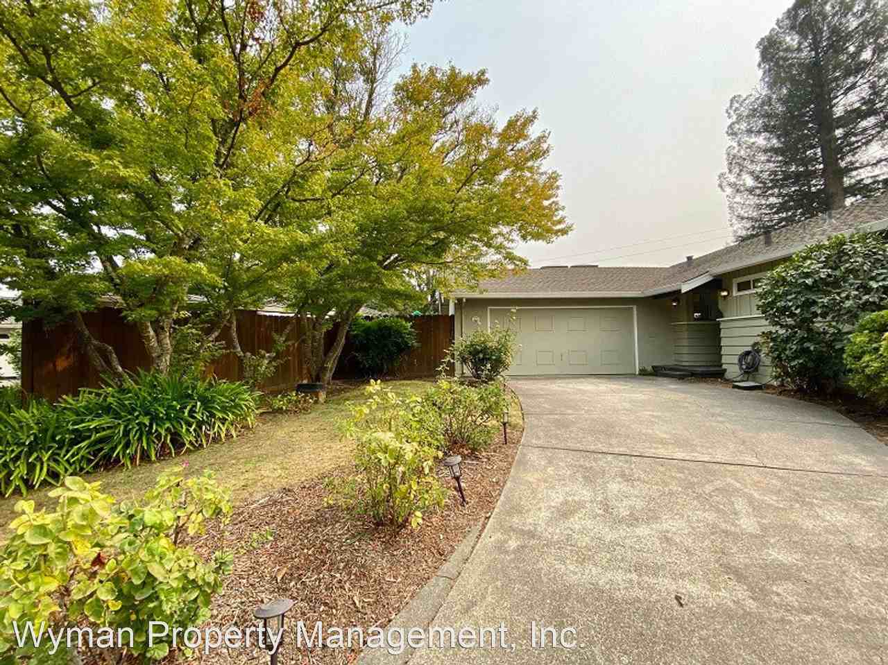 3509 Meadowbrook Dr - Photo 2 of 29