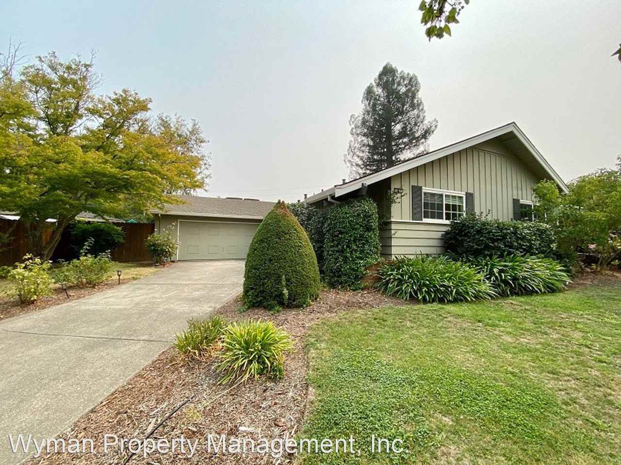 3509 Meadowbrook Dr - Photo 3 of 29