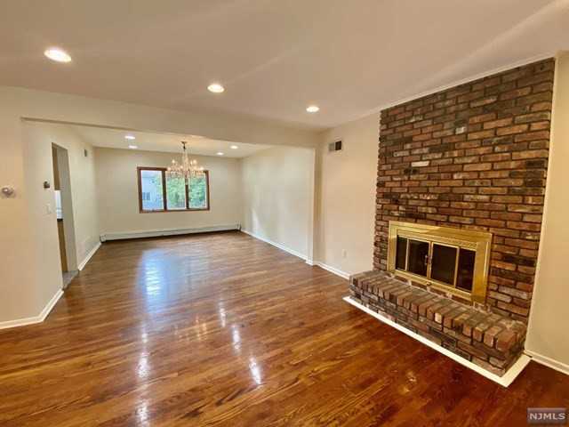 517 Fordham Pl - Photo 3 of 16