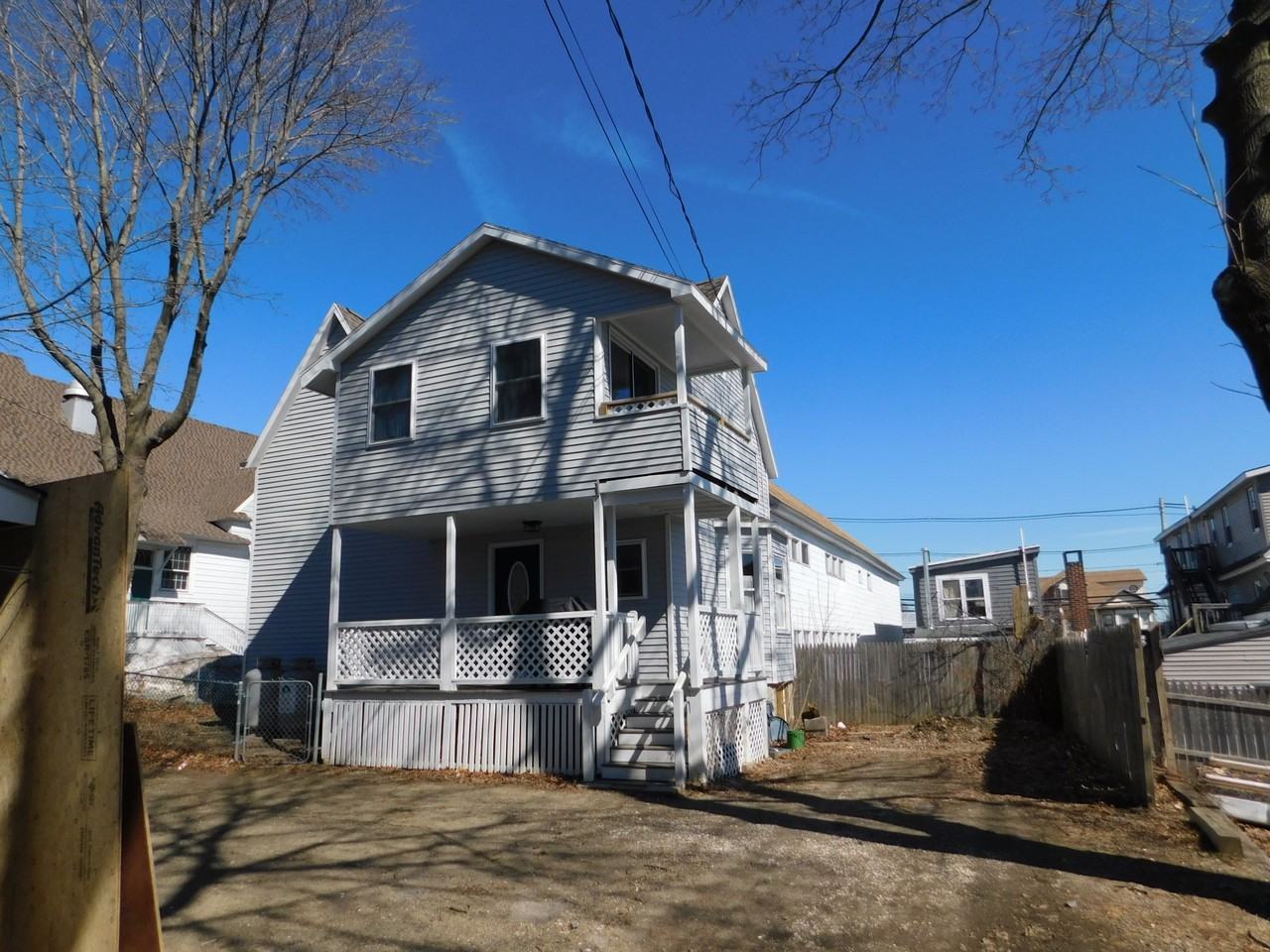 38 1/2 B Staples St, Old Orchard Beach, ME 04064 3 Bedroom Apartment for Rent for $1,985/month ...