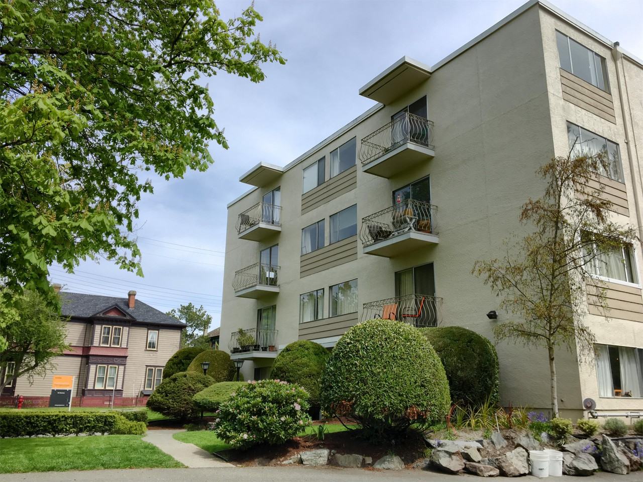 715 - 715 Vancouver Street - Photo 2 of 2