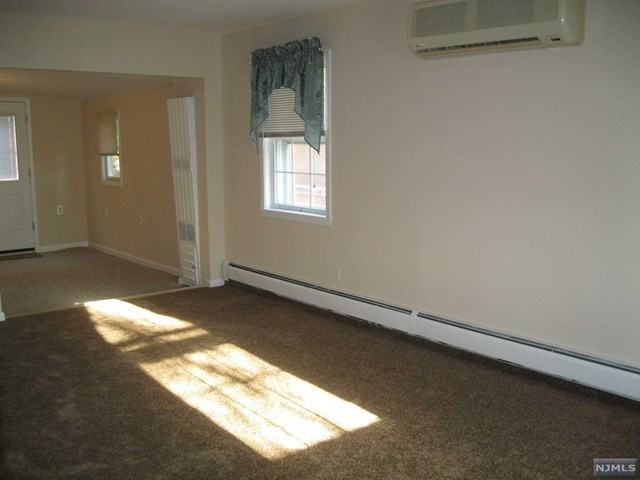 32 Cooper Ave - Photo 3 of 12