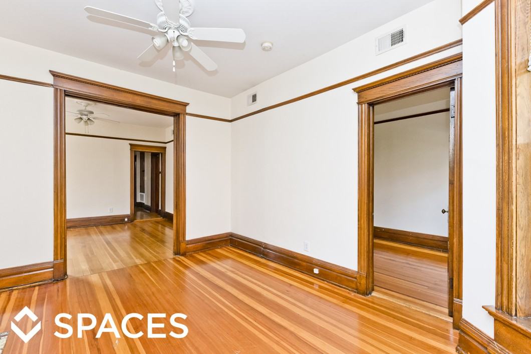 851 W Wellington Ave #3 - Photo 3 of 14