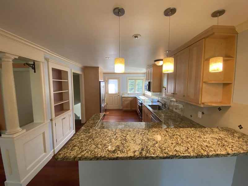 2036 Mcgilvra Blvd E - Photo 3 of 17