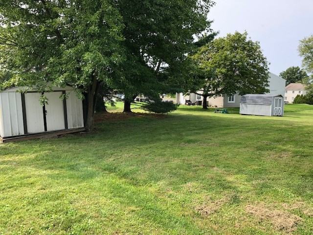 268 Jan Drive - Photo 2 of 9