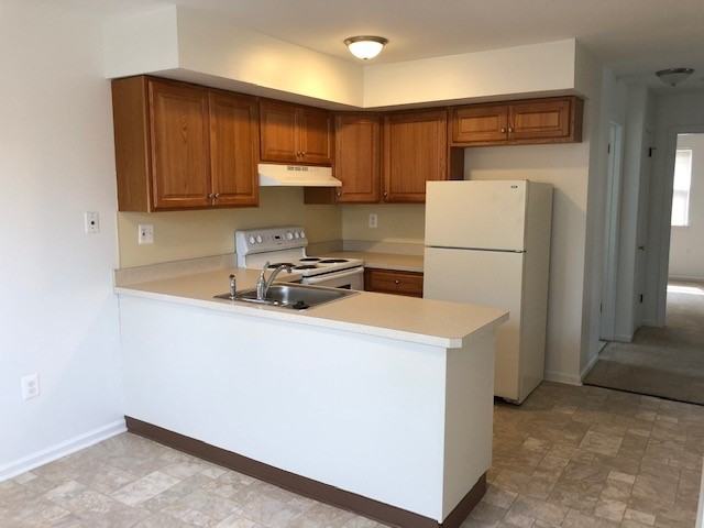 268 Jan Drive - Photo 3 of 9