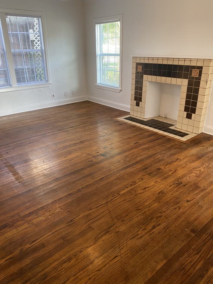 1124 Northwest 15th Street - Photo 2 of 12