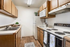 featured image of 5415 College Oak Dr