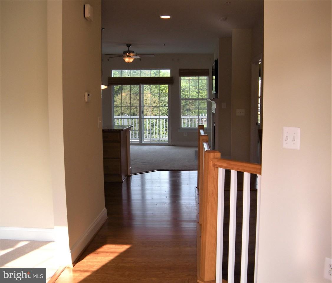 10 Steeplechase Dr - Photo 2 of 22