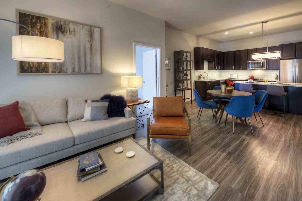 Uptown La Grange - Photo 2 of 34