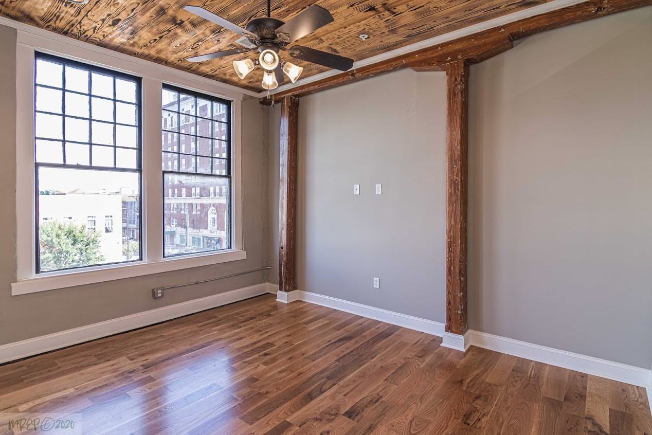 103 North Center Street #8 - Photo 7 of 13