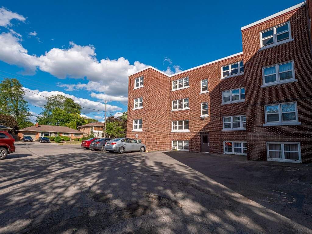 Park Manor 130 Apartments 130 St Paul Ave, Brantford, ON N3T 4G2 Zumper