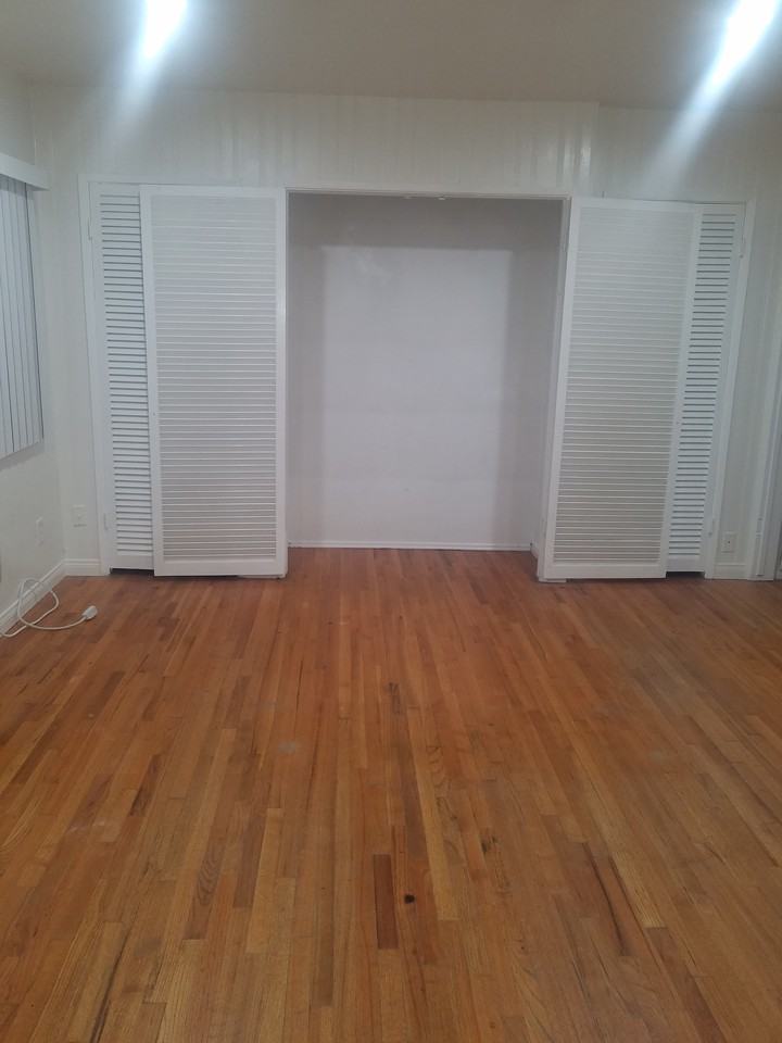 6326 Coldwater Canyon Ave - Photo 2 of 8