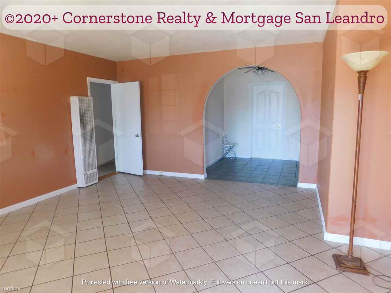 25448 Muir St - Photo 3 of 23