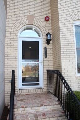 2312 Potomac Ave - Photo 2 of 35