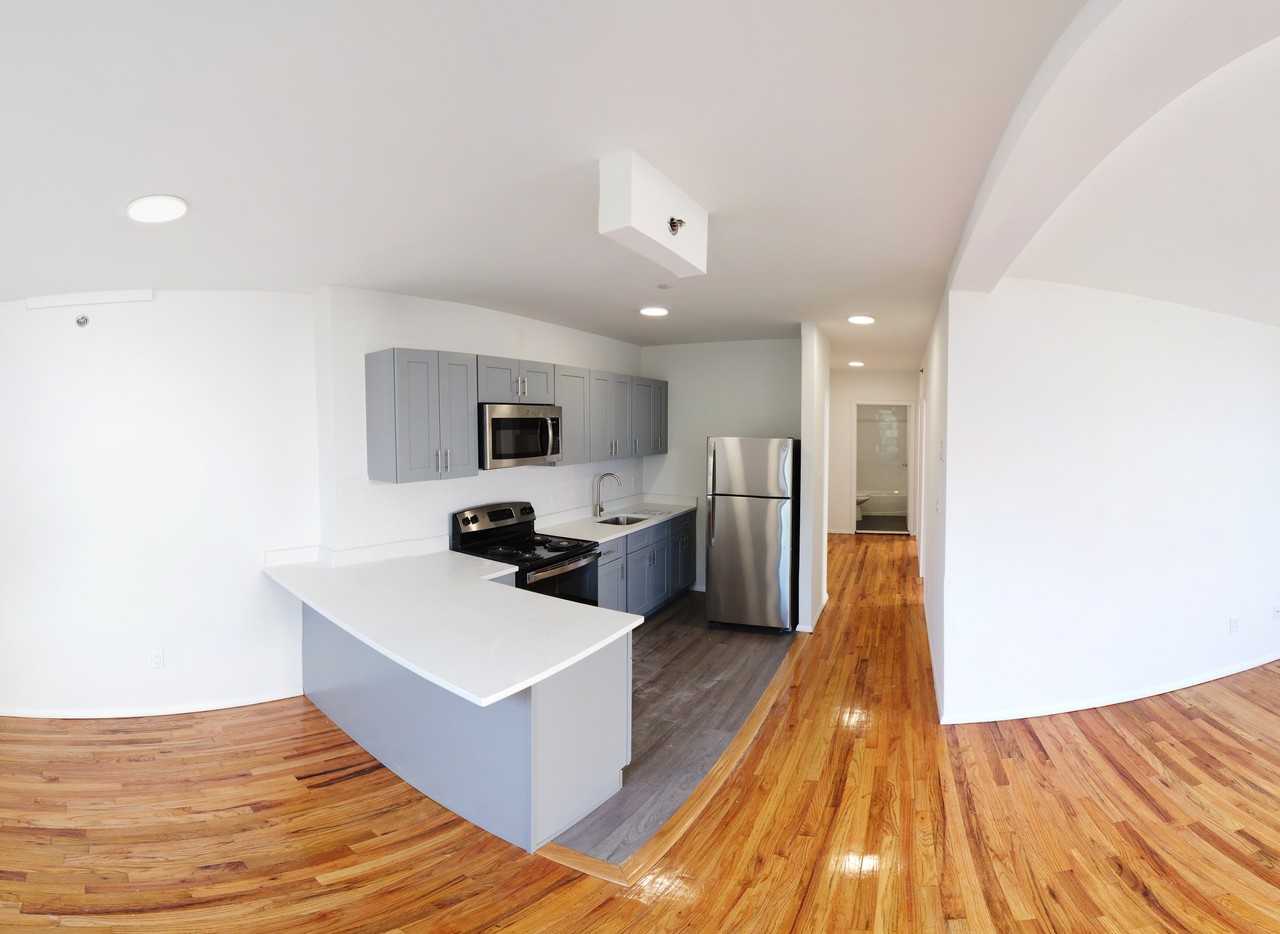 365 Lincoln Court - Photo 2 of 3