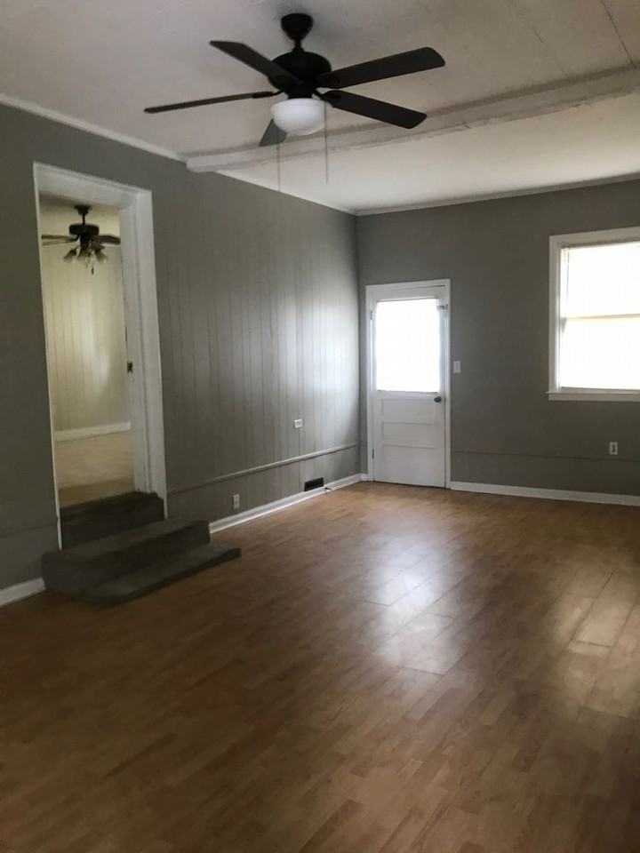 831 Siloam Rd - Photo 2 of 6