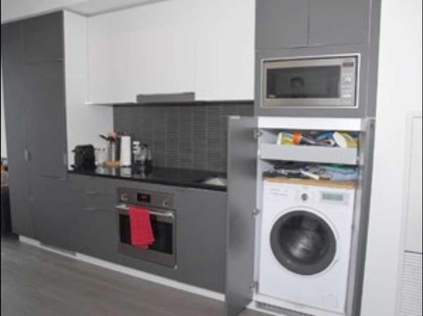 170 Bayview Avenue #806