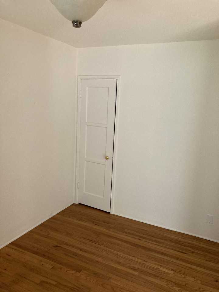 3846 Keystone Avenue #2 - Photo 3 of 9