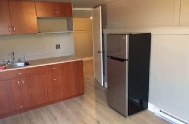 614B Lambert Ave - Photo 2 of 4