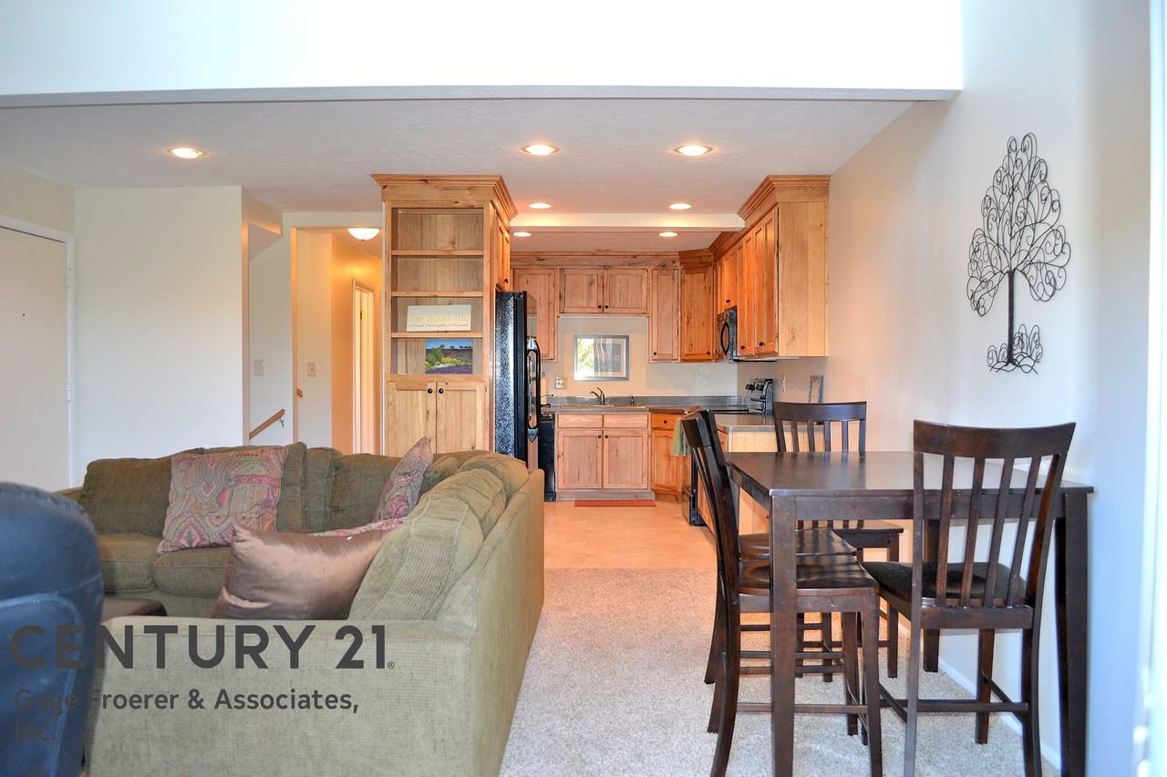 5217 E Elkhorn Dr - Photo 3 of 15