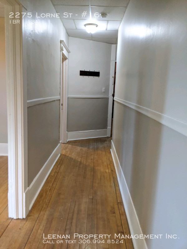2275 Lorne St #16 - Photo 3 of 8