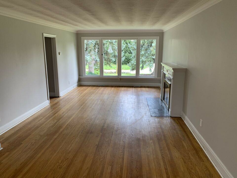 132 Wimbleton Road - Photo 3 of 7