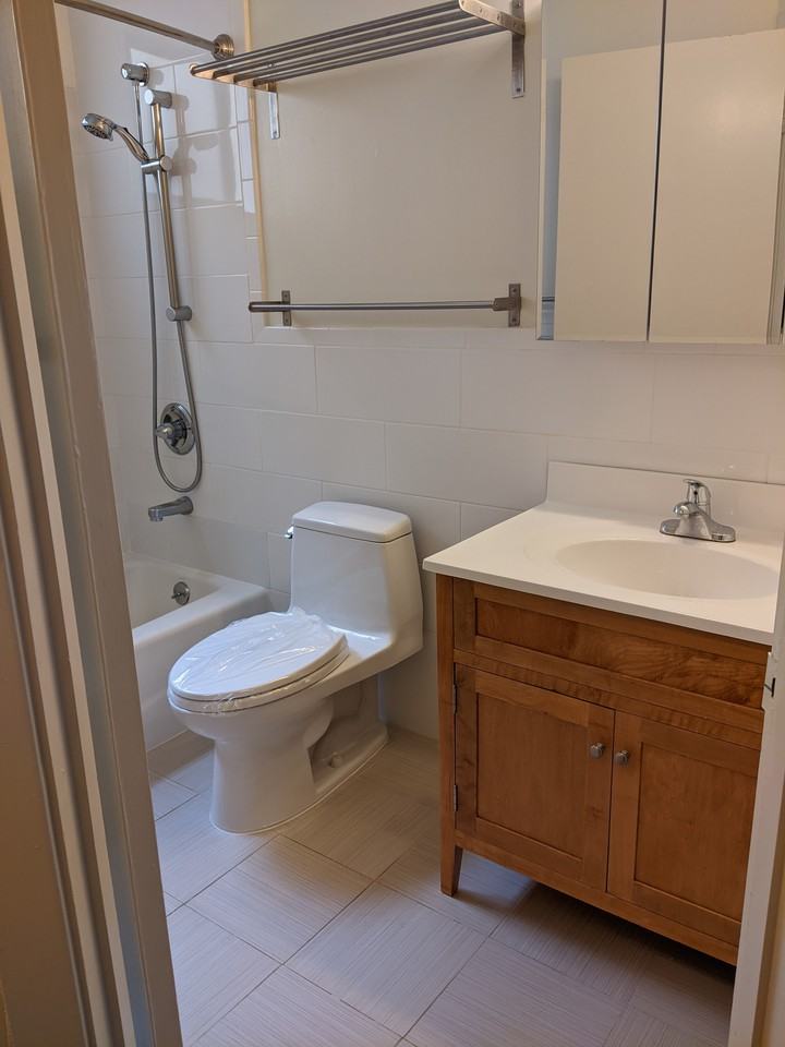1374 5th Avenue #4 - Photo 5 of 13