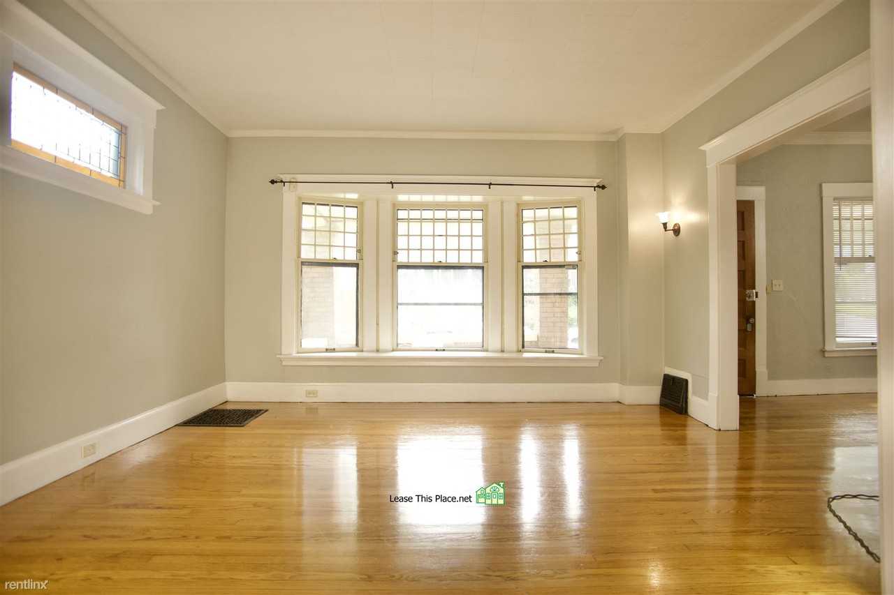 549 Pleasant St Se - Photo 2 of 29