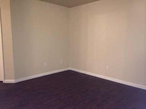 1020 S 12th St - Photo 3 of 9