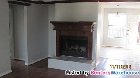 418 Signal Hill Ct N - Photo 3 of 15