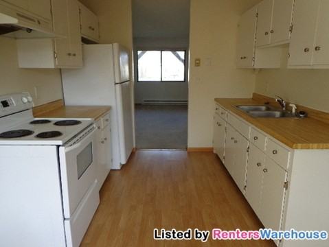 706 11th St SW - Photo 2 of 13