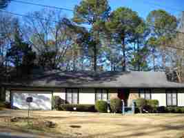 featured image of 7901 Edgewater Dr