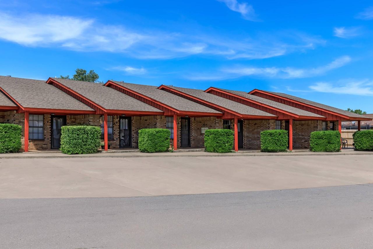 2201 W Modelle Ave - Photo 3 of 32