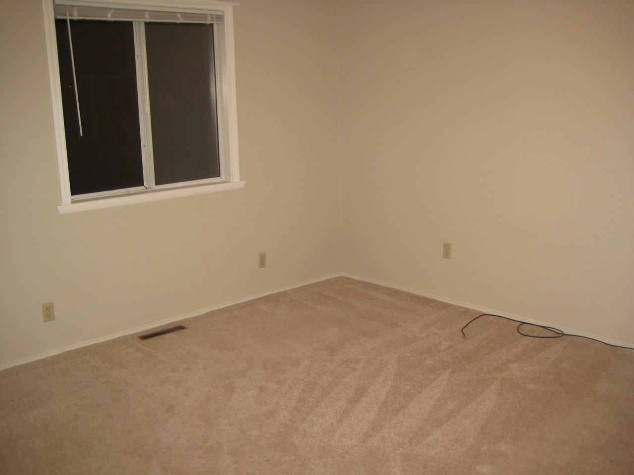 205 Jefferson St - Photo 3 of 18
