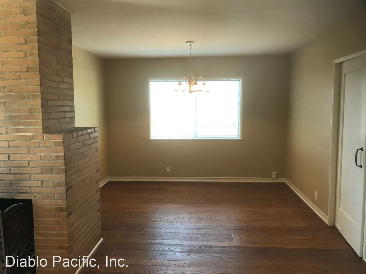 8809 Seneca St - Photo 3 of 18