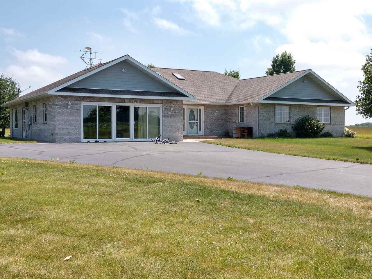 1264 Garden St - Photo 2 of 26