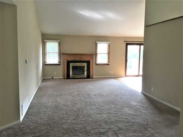 113 Queens Pl Se - Photo 3 of 17