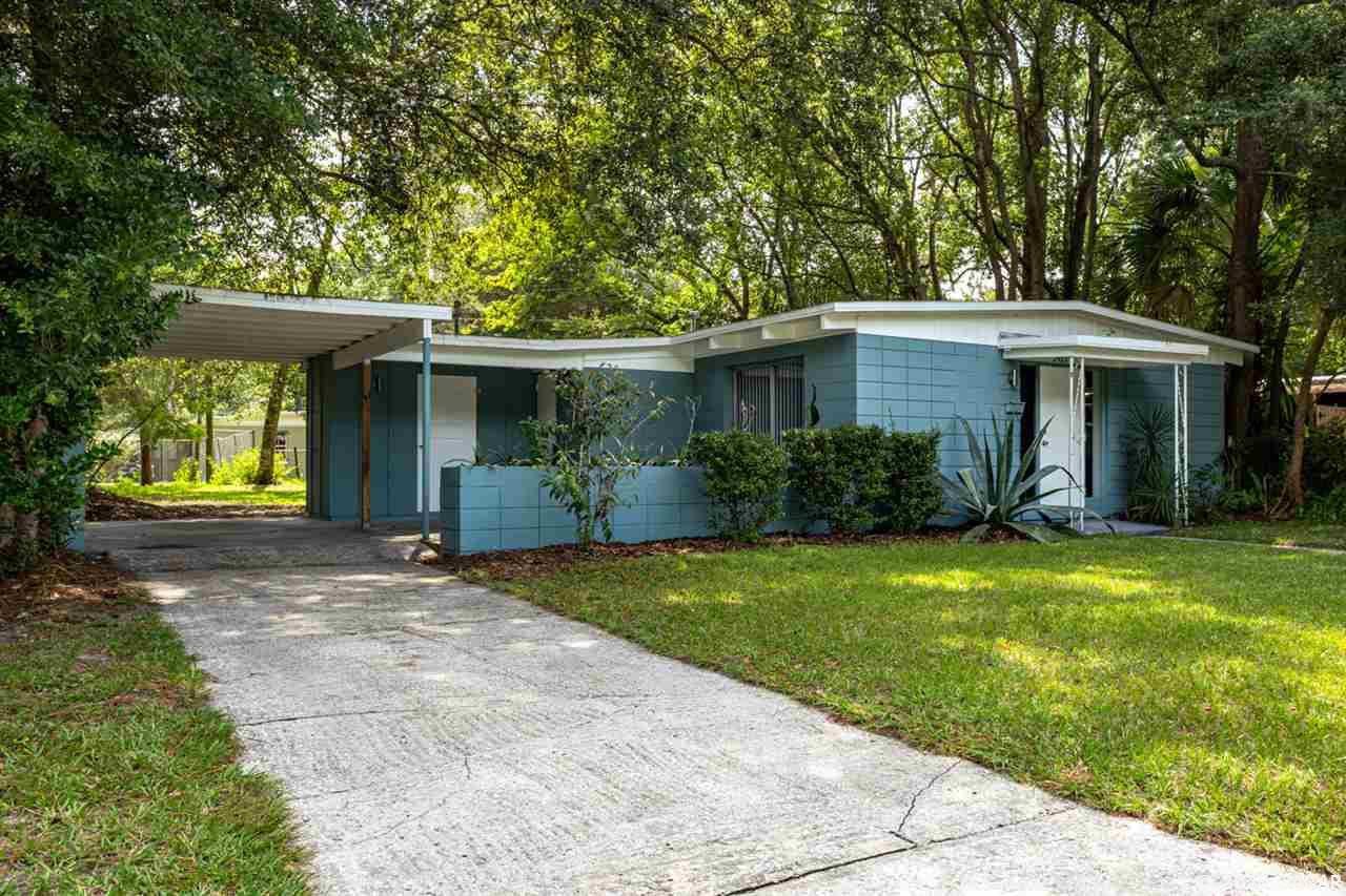 2923 Ne 10th St - Photo 3 of 16