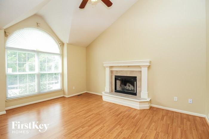 6713 S Brookside Rd - Photo 2 of 15