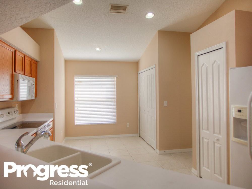 7532 Merchantville Cir - Photo 3 of 16